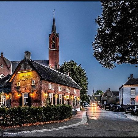 Het Hart Van Alem Bed & Breakfast Bagian luar foto